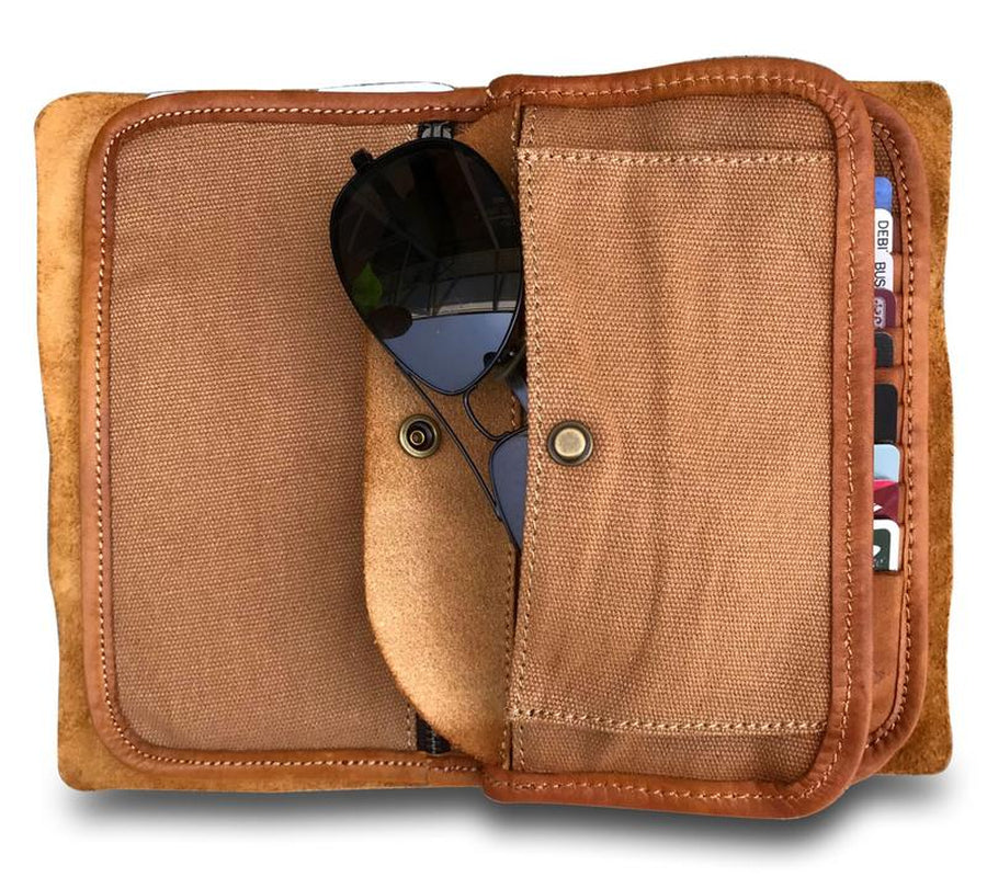 Old Trend Nomad Leather Organizer